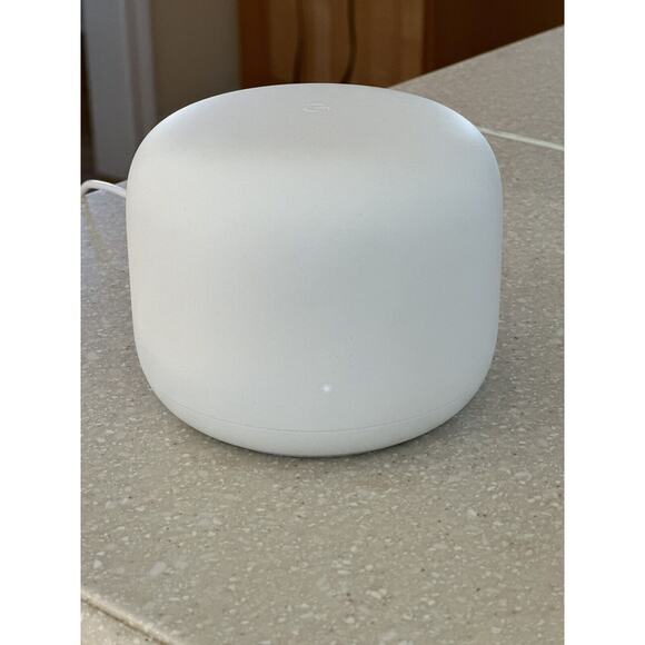 Google Nest H2D GA00595-US WiFi Router AC2200 2.4GHz/5GHz Snow (Pre-own w/o box) - Picture 2 of 3